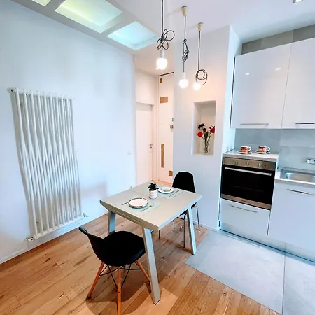Millestorie House 아파트 *